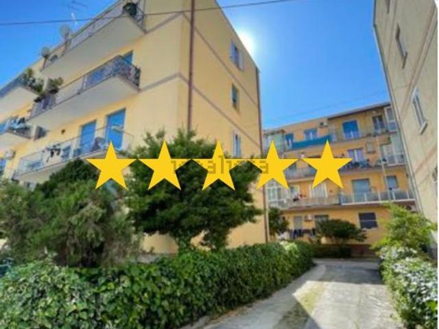 Appartamento in vendita di 111 m² in Via Vittorio Berardi