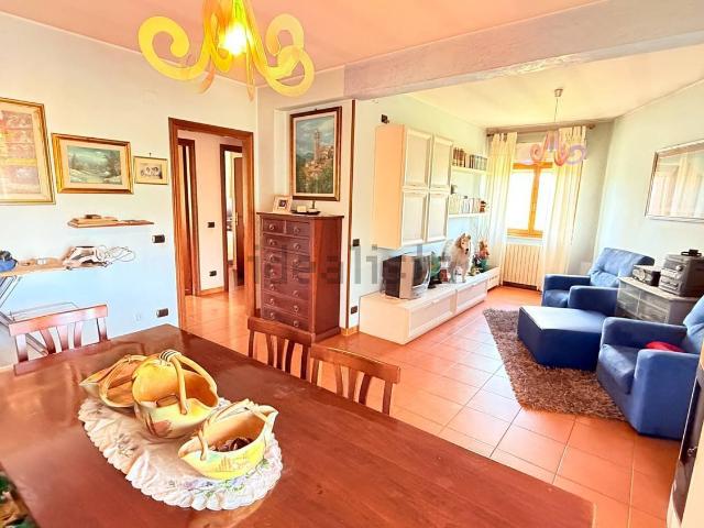 Appartamento in vendita di 111 m² in Viale Giulio de Juliis, 21
