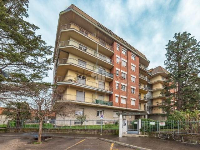 Appartamento in vendita di 111 m² in Viale Lombardia, 98