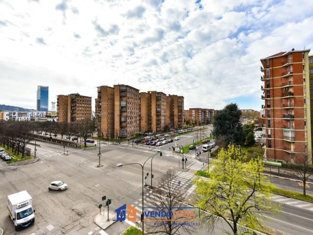 Appartamento in vendita di 111 m² in Corso Eusebio Giambone, 45