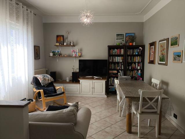 Appartamento in vendita di 111 m² in Piazza Giuseppe Giusti, 55