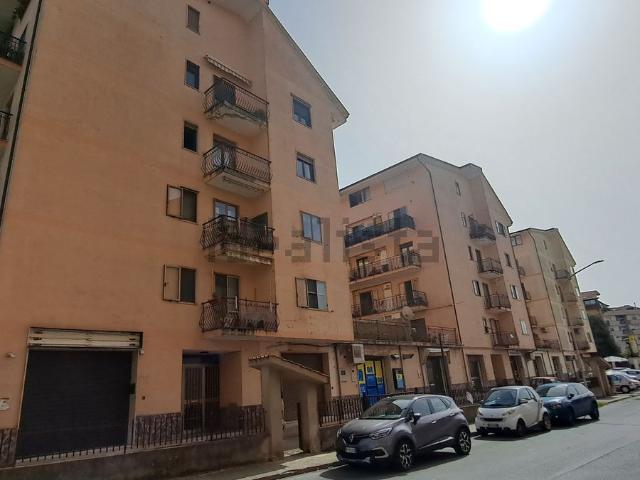 Appartamento in vendita di 111 m² in Piazza D&apos Armi