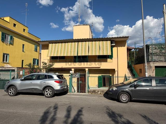 Appartamento in vendita di 112 m² in Via Cornelia