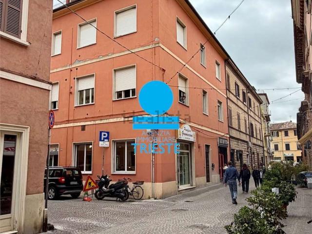 Appartamento in vendita di 112 m² in Via Camillo Benso Cavour, 34