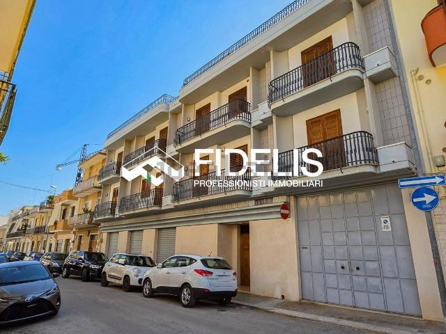 Appartamento in vendita di 112 m² in Via Carso, 50