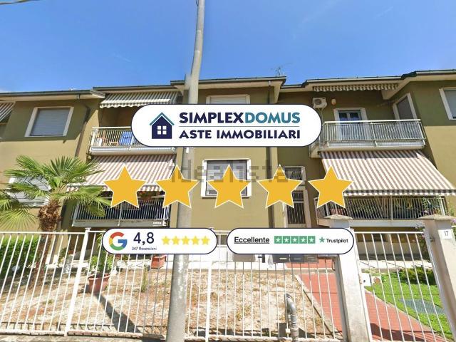 Appartamento in vendita di 112 m² in Via Carrozzino
