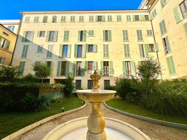 Appartamento in vendita di 112 m² in Via Ciro Menotti, 17
