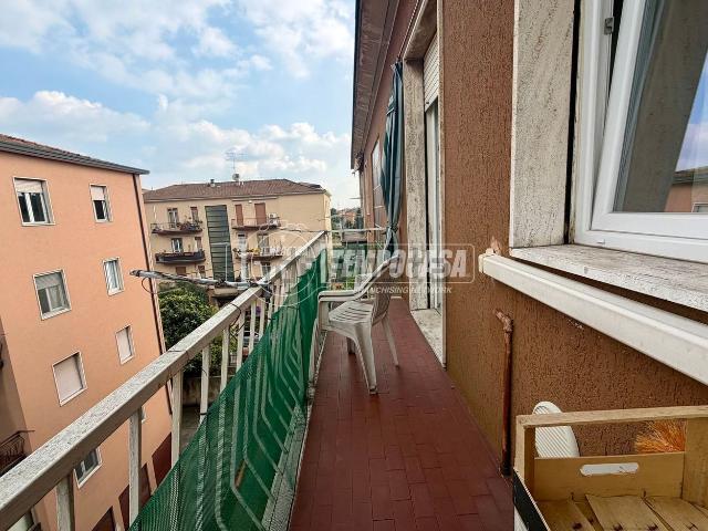 Appartamento in vendita di 112 m² in Via Angiolina Ferrari, 22