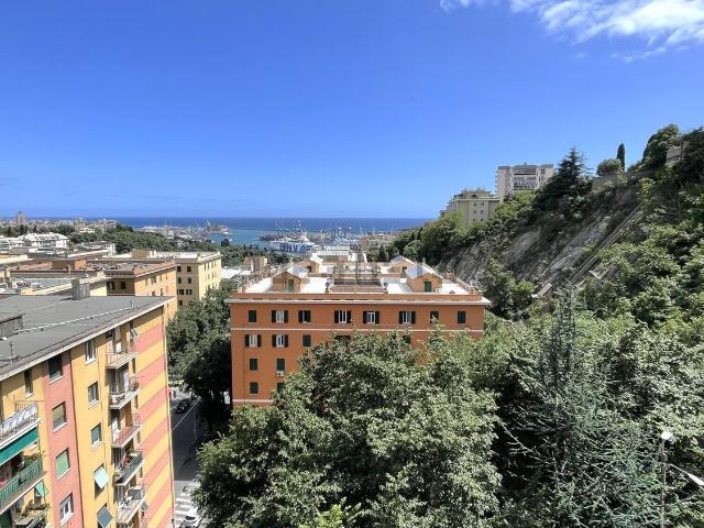 Appartamento in vendita di 112 m² in Via Bologna