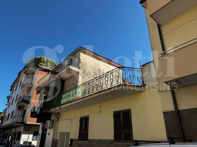Appartamento in vendita di 112 m² in Via Giacomo Matteotti, 42