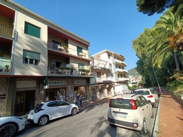 Appartamento in vendita di 112 m² in Via Giacomo Matteotti