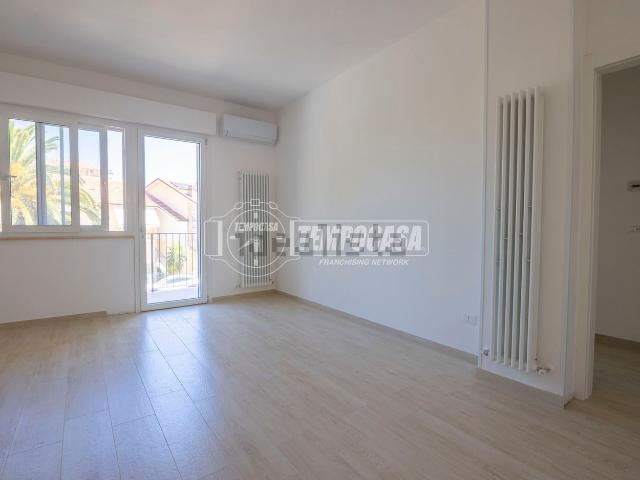 Appartamento in vendita di 112 m² in Via Giovanni Giolitti