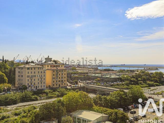 Appartamento in vendita di 112 m² in Via Giovanni Opisso