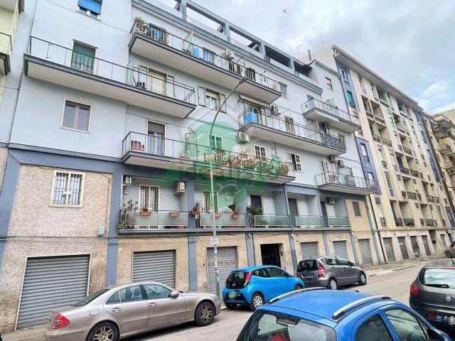 Appartamento in vendita di 112 m² in Via Guido de Stisi