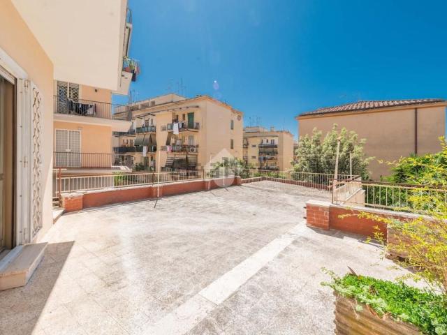 Appartamento in vendita di 112 m² in Via Domenico Svampa