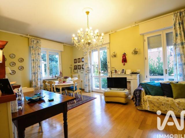 Appartamento in vendita di 112 m² in Via Dante Alighieri