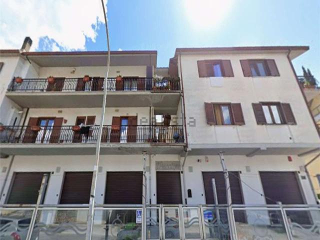Appartamento in vendita di 112 m² in Via degli Alpini, 118