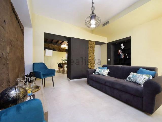 Appartamento in vendita di 112 m² in Via degli Avignonesi