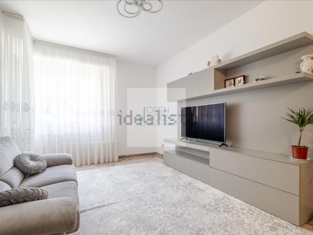 Appartamento in vendita di 112 m² in Via del Fiume, 10