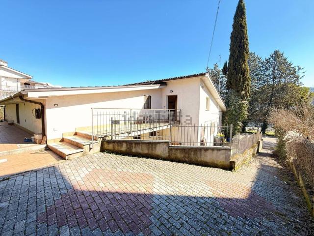 Appartamento in vendita di 112 m² in Via del Terminillo, 44