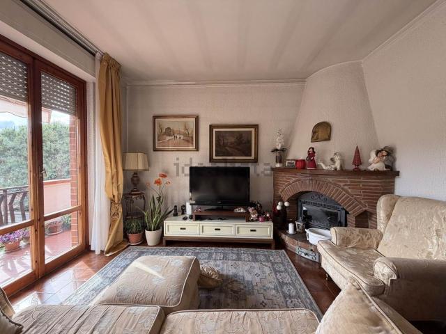 Appartamento in vendita di 112 m² in Via dell&apos Esse, 2