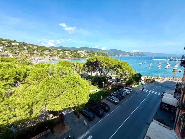 Appartamento in vendita di 112 m² in Via della Libertà, 6