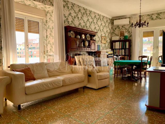 Appartamento in vendita di 112 m² in Via Ettore Fieramosca, 38