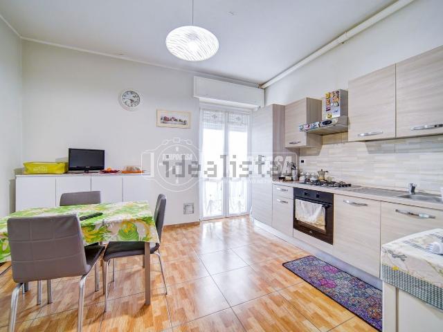 Appartamento in vendita di 112 m² in Via Firenze, 31