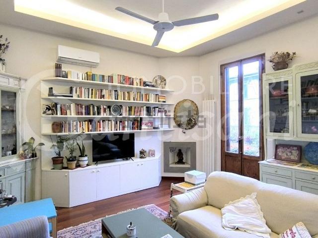 Appartamento in vendita di 112 m² in Via Francesco Gianni