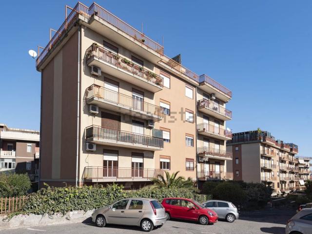 Appartamento in vendita di 112 m² in Via Francesco Zangri, 30