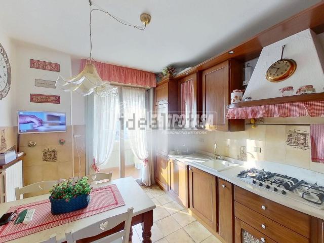 Appartamento in vendita di 112 m² in Via L. Ariosto, 35