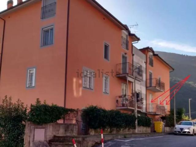 Appartamento in vendita di 112 m² in Via Luigi Cozzani, 30