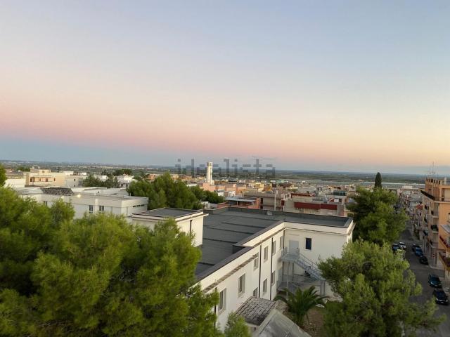 Appartamento in vendita di 112 m² in Via MATTEOTTI