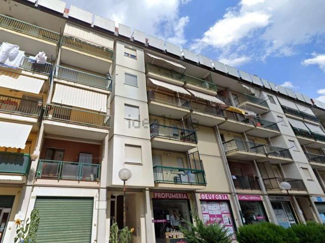 Appartamento in vendita di 112 m² in Via Messina, 201