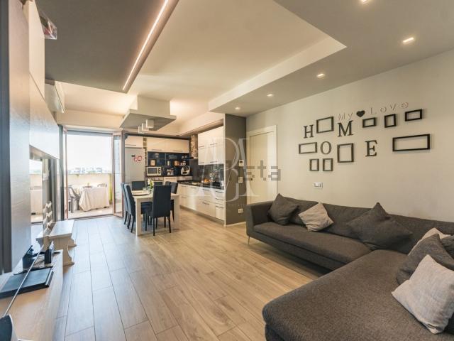 Appartamento in vendita di 112 m² in Via Michele Saponaro, 38