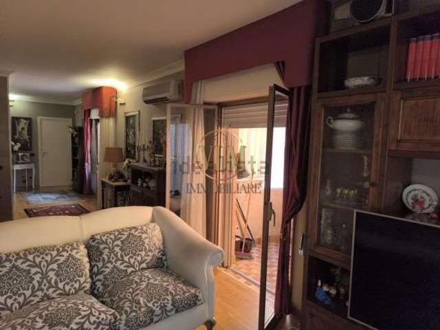 Appartamento in vendita di 112 m² in Via Santa Lucia