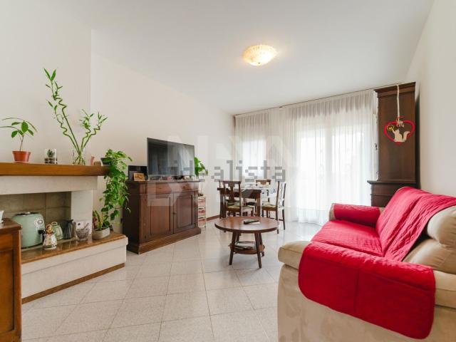 Appartamento in vendita di 112 m² in Via P. Gasparini, 43