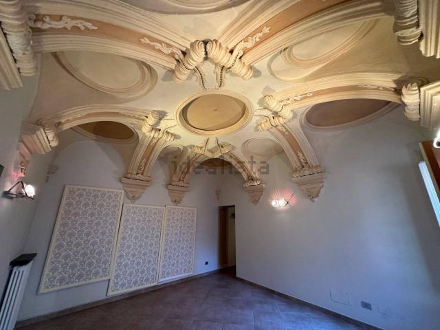 Appartamento in vendita di 112 m² in Via Palazzo di Città, 18