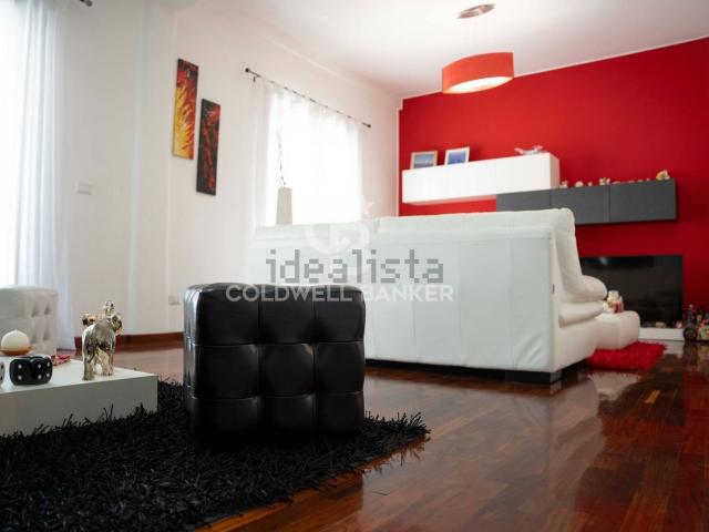 Appartamento in vendita di 112 m² in Via Panebianco, 16