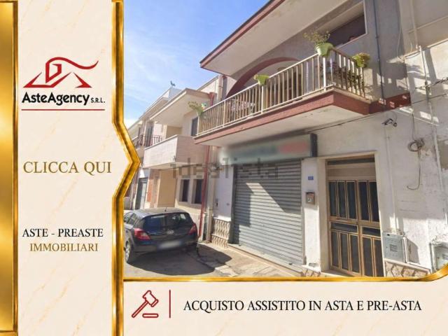 Appartamento in vendita di 112 m² in Via Paolucci, 32