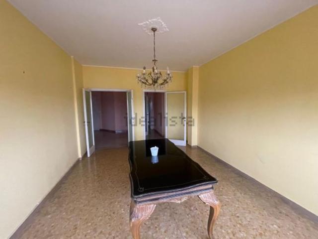 Appartamento in vendita di 112 m² in Via Pietro Micca, 3