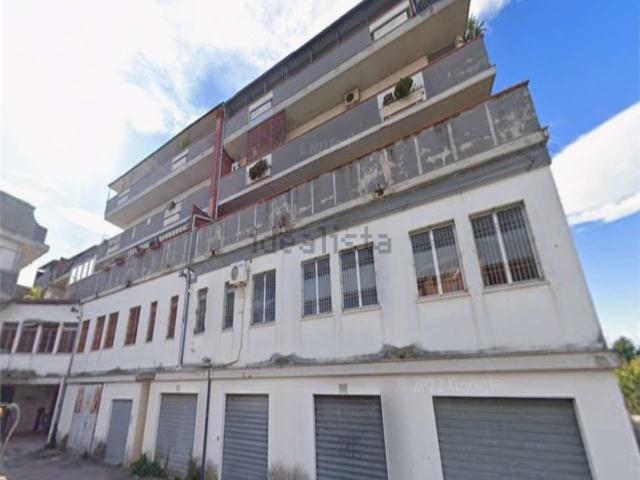 Appartamento in vendita di 112 m² in Via Pietro Nenni, 138