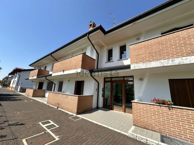 Appartamento in vendita di 112 m² in Via Ratchis
