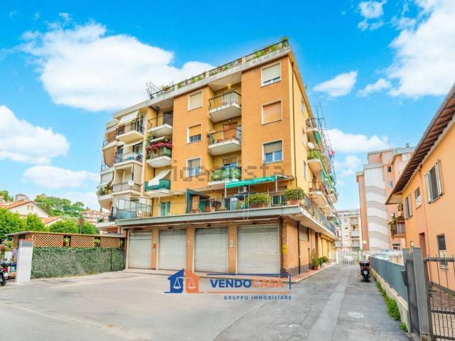 Appartamento in vendita di 112 m² in Via Tiziano, 21