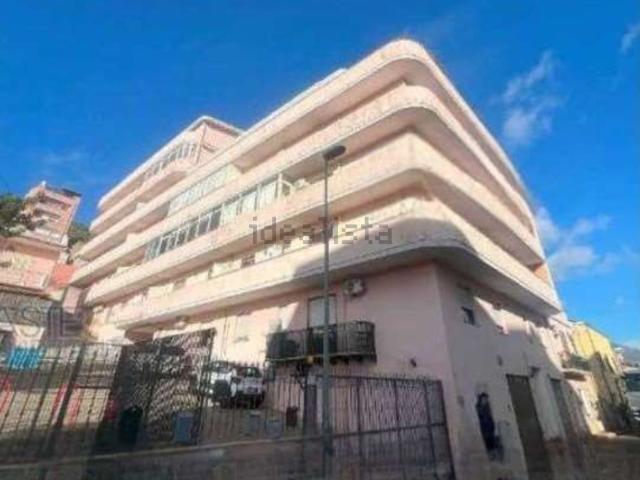 Appartamento in vendita di 112 m² in Via Trexenta