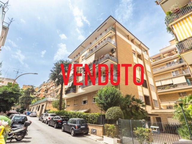 Appartamento in vendita di 112 m² in Via Vittorio Polacco
