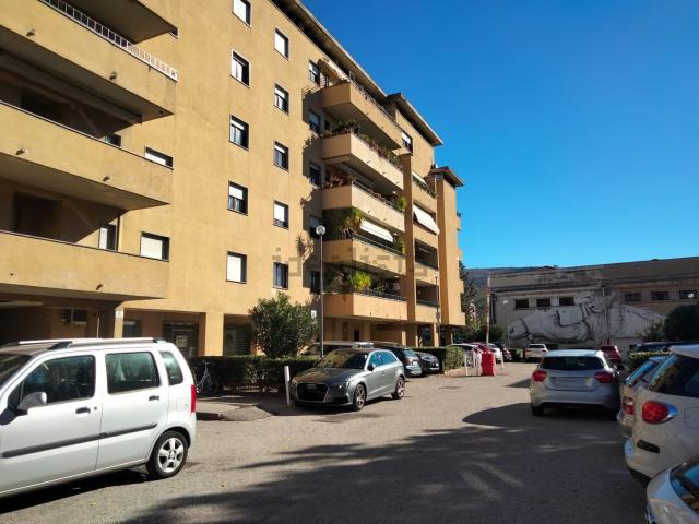 Appartamento in vendita di 112 m² in Viale Cesare Battisti