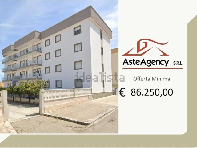Appartamento in vendita di 112 m² in Viale L. Longo, 14