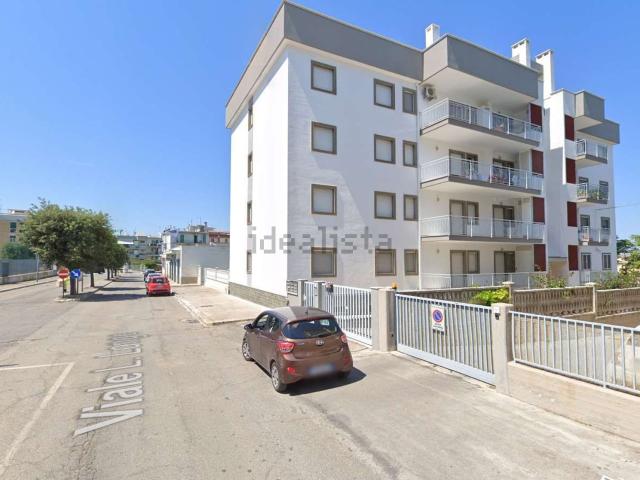 Appartamento in vendita di 112 m² in Viale L. Longo, 14