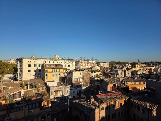 Appartamento in vendita di 112 m² in Vicolo del Cinque